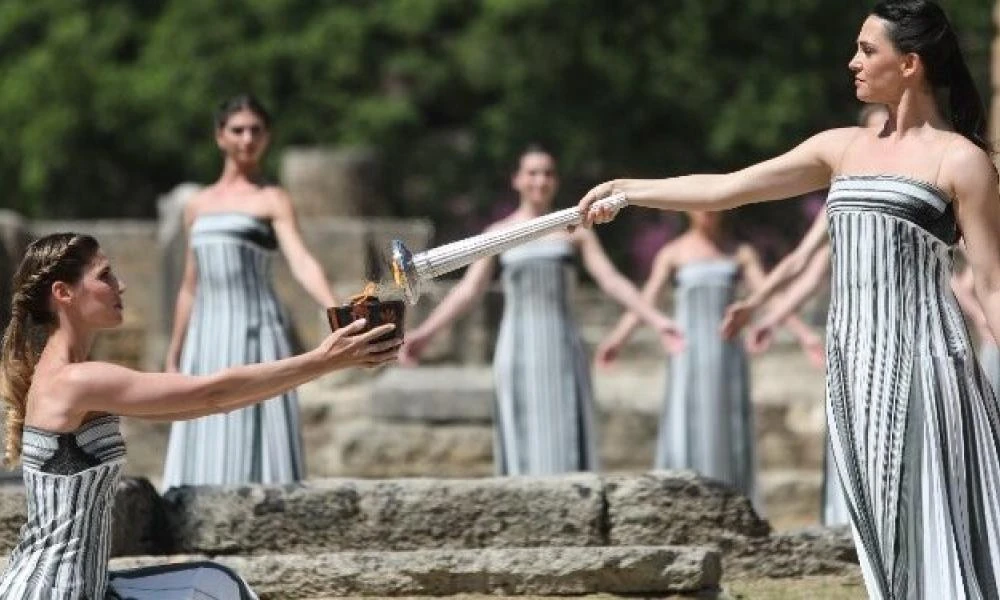 Δείτε ζωντανά: Η τελετή Αφής της Ολυμπιακής Φλόγας στην Αρχαία Ολυμπία -Σε αυτή τη γη γεννήθηκε το μεγαλύτερο δώρο της ανθρωπότητας οι Ολυμπιακοί Αγώνες